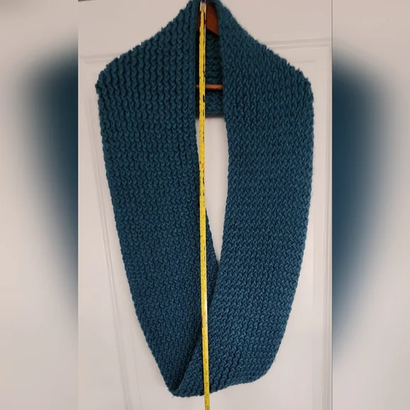 Infinity blue scarf 🧣 - Picture 2 of 3
